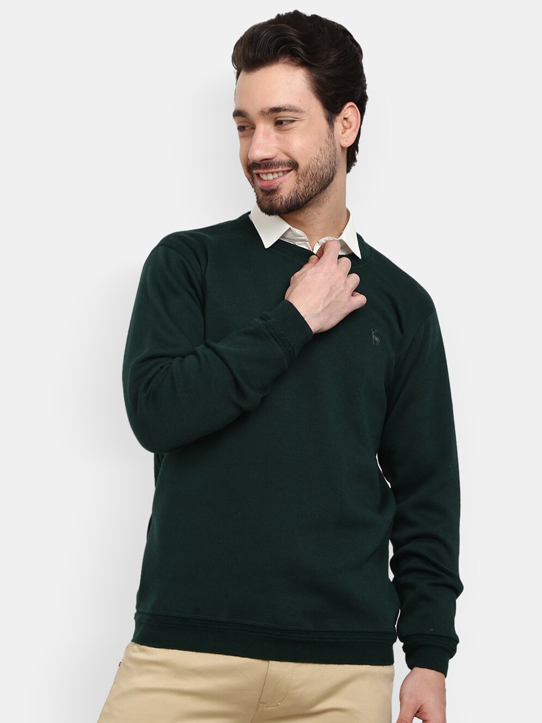 

V-Mart Men Green Sweatshirt