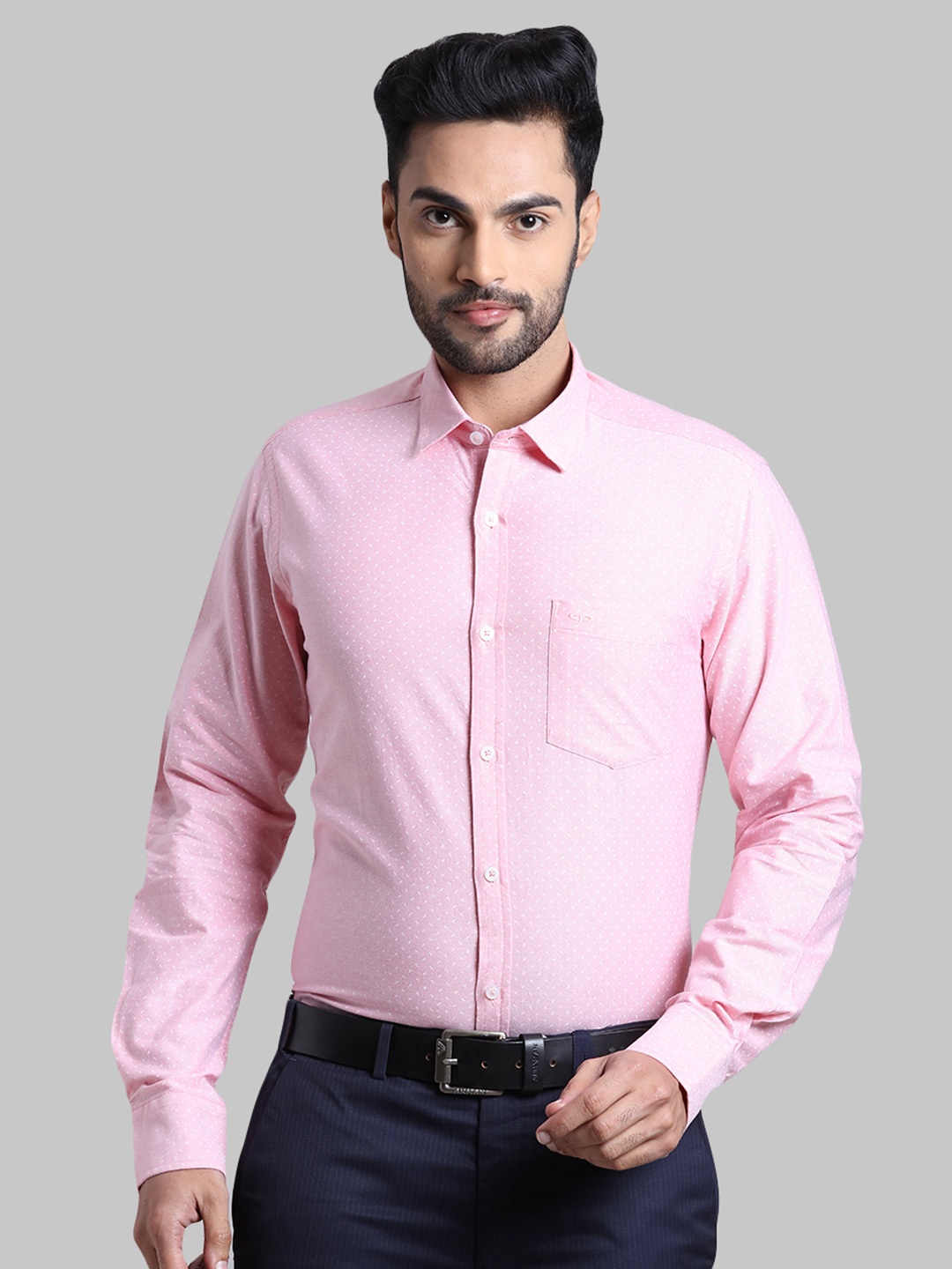 

ColorPlus Men Pink Solid Regular Fit Cotton Formal Shirt