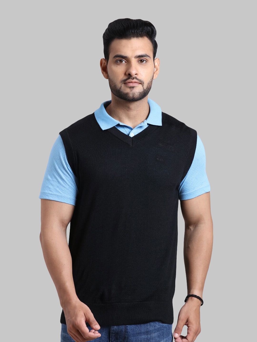 

ColorPlus Men Black Sweater Vest