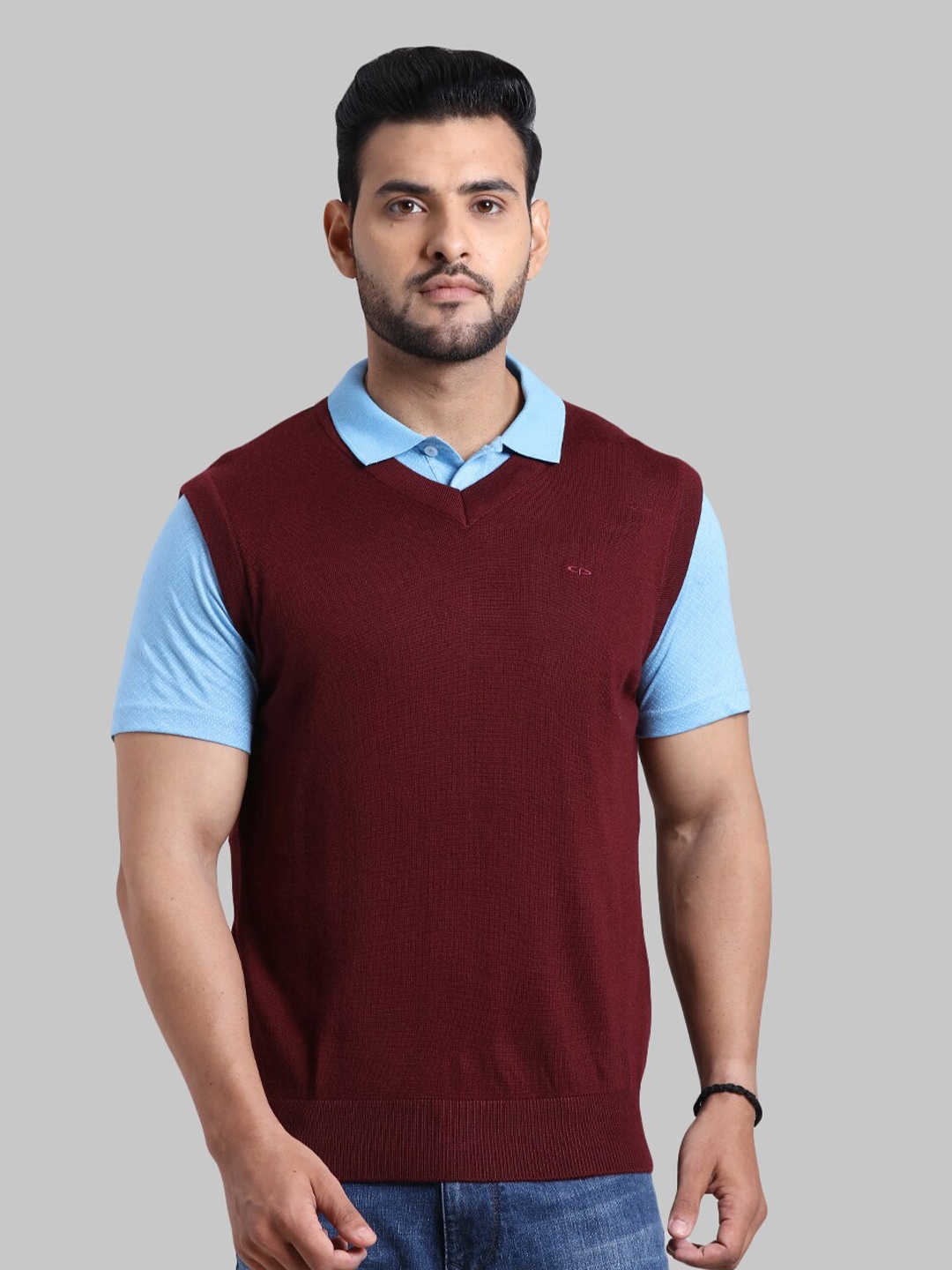 

ColorPlus Men Maroon Sweater Vest