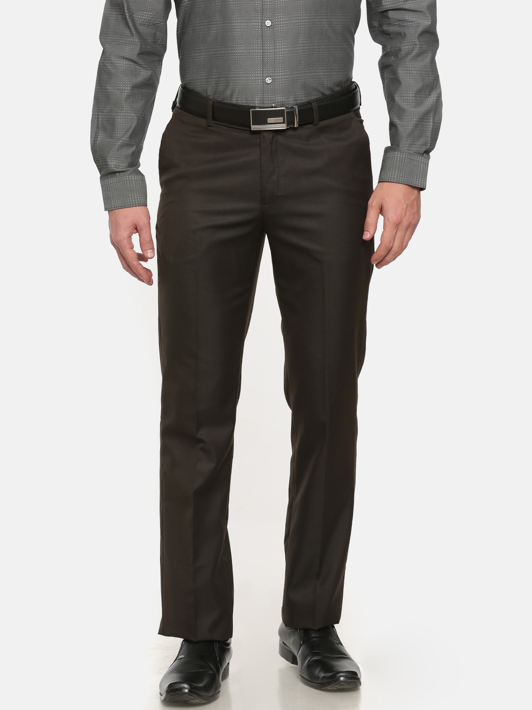 

Blackberrys Men Brown Sharp Fit Solid Formal Trousers