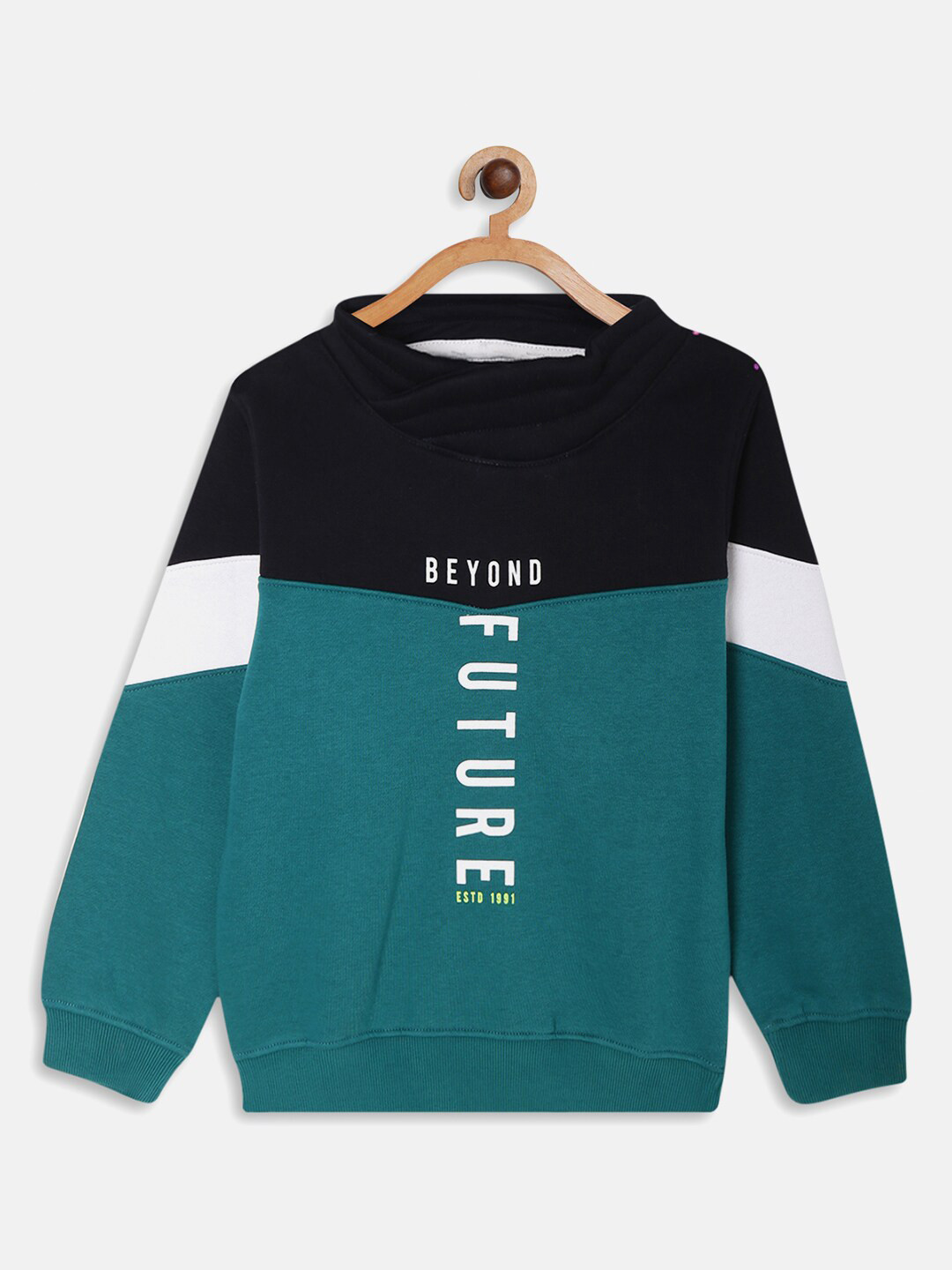 

Octave Boys Teal Colourblocked Sweatshirt