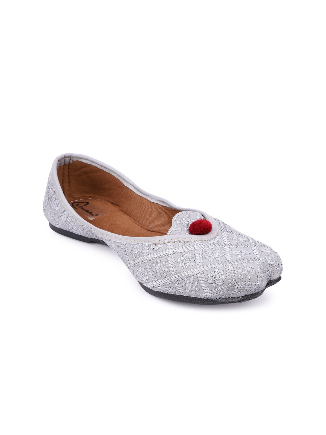 

The Desi Dulhan Women Grey Ethnic Embroidered Mojaris
