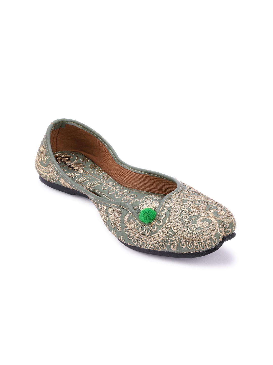 

The Desi Dulhan Women Green Embellished Ethnic Mojaris Flats