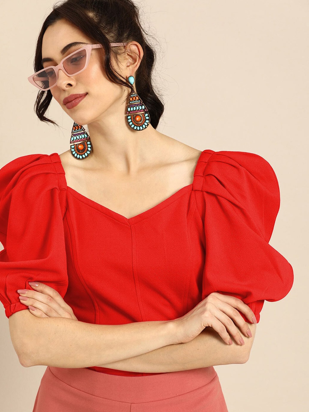 

FAVRIZ Red Solid Sweetheart Neck Puff Sleeve Top