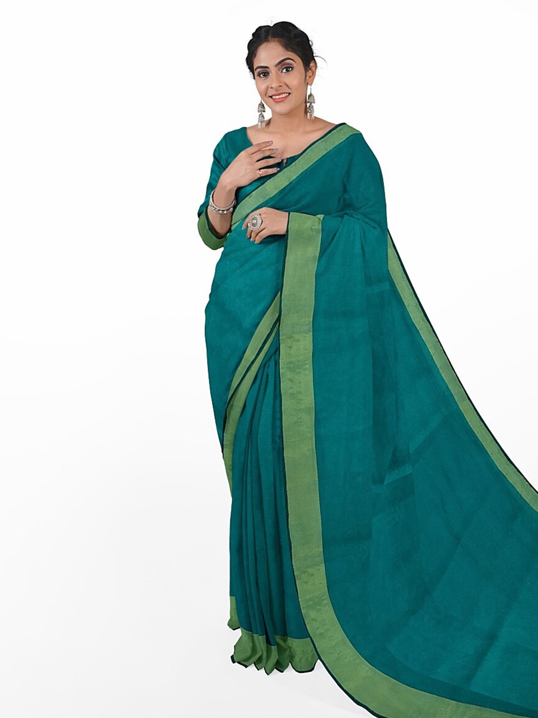 

Silk Bazar Green Silk Cotton Sungudi Saree