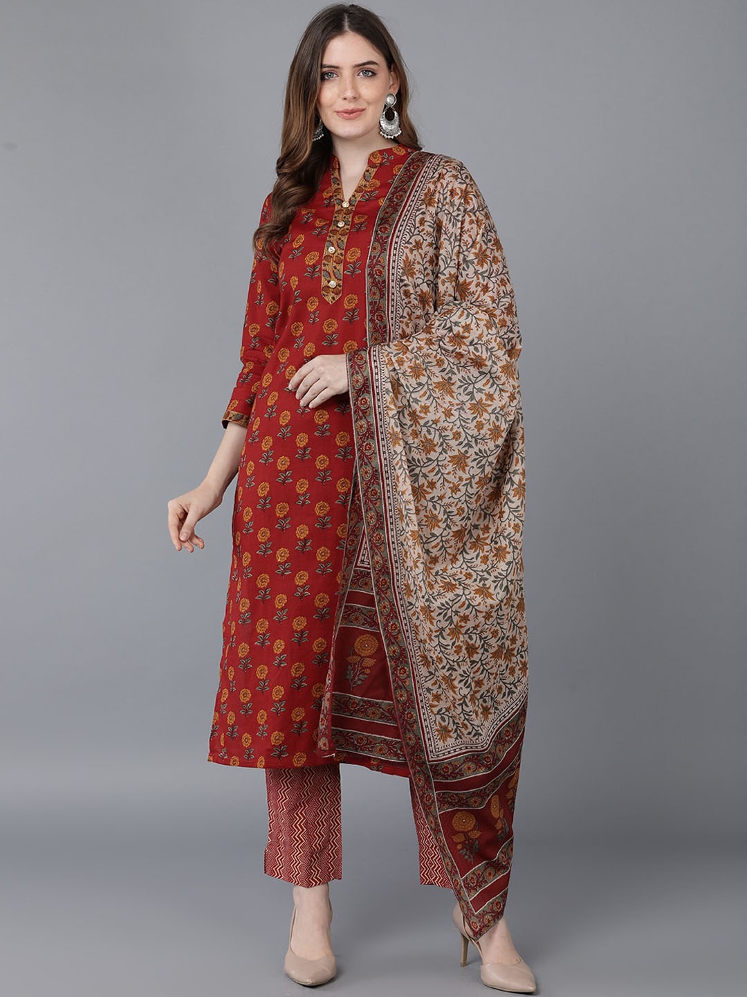 

AHIKA Women Red Floral Printed Pure Cotton Kurta with Trousers & With Dupatta