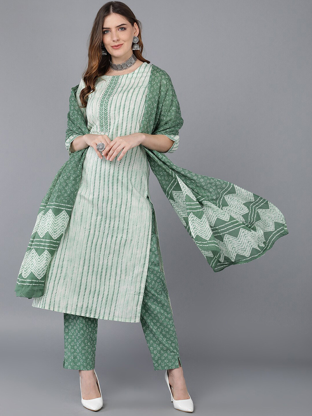 

AHIKA Women White Printed Pure Cotton Kurta with Trousers & With Dupatta