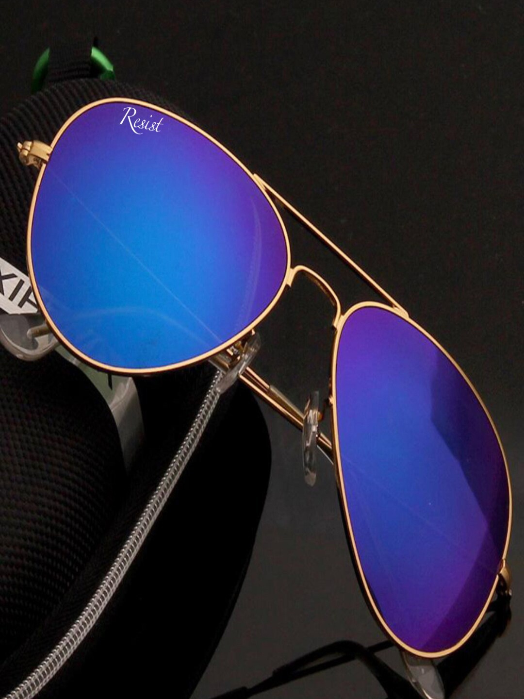 

RESIST EYEWEAR Unisex Blue Lens & Gold-Toned Aviator Sunglasses with UV Protected Lens