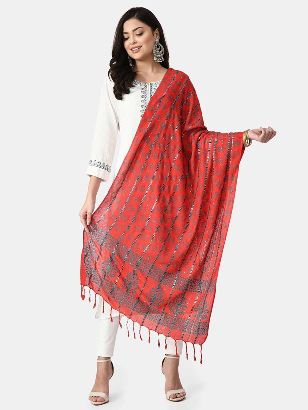 

Akshatani Women Red & Blue Printed Viscose Rayon Dupatta with Sequinned