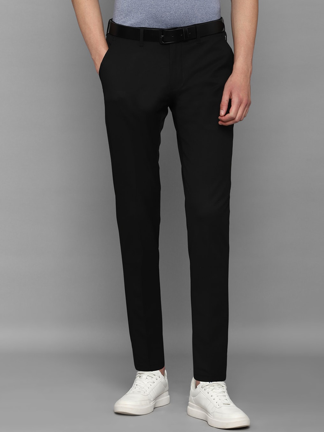 

Louis Philippe Sport Men Black Slim Fit Trousers