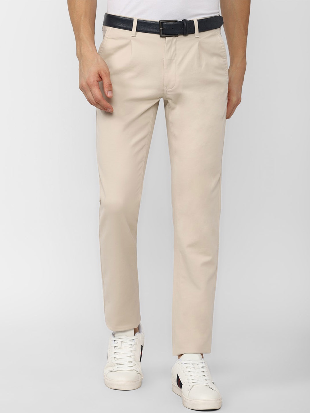 

Van Heusen Sport Men Cream-Coloured Slim Fit Trousers