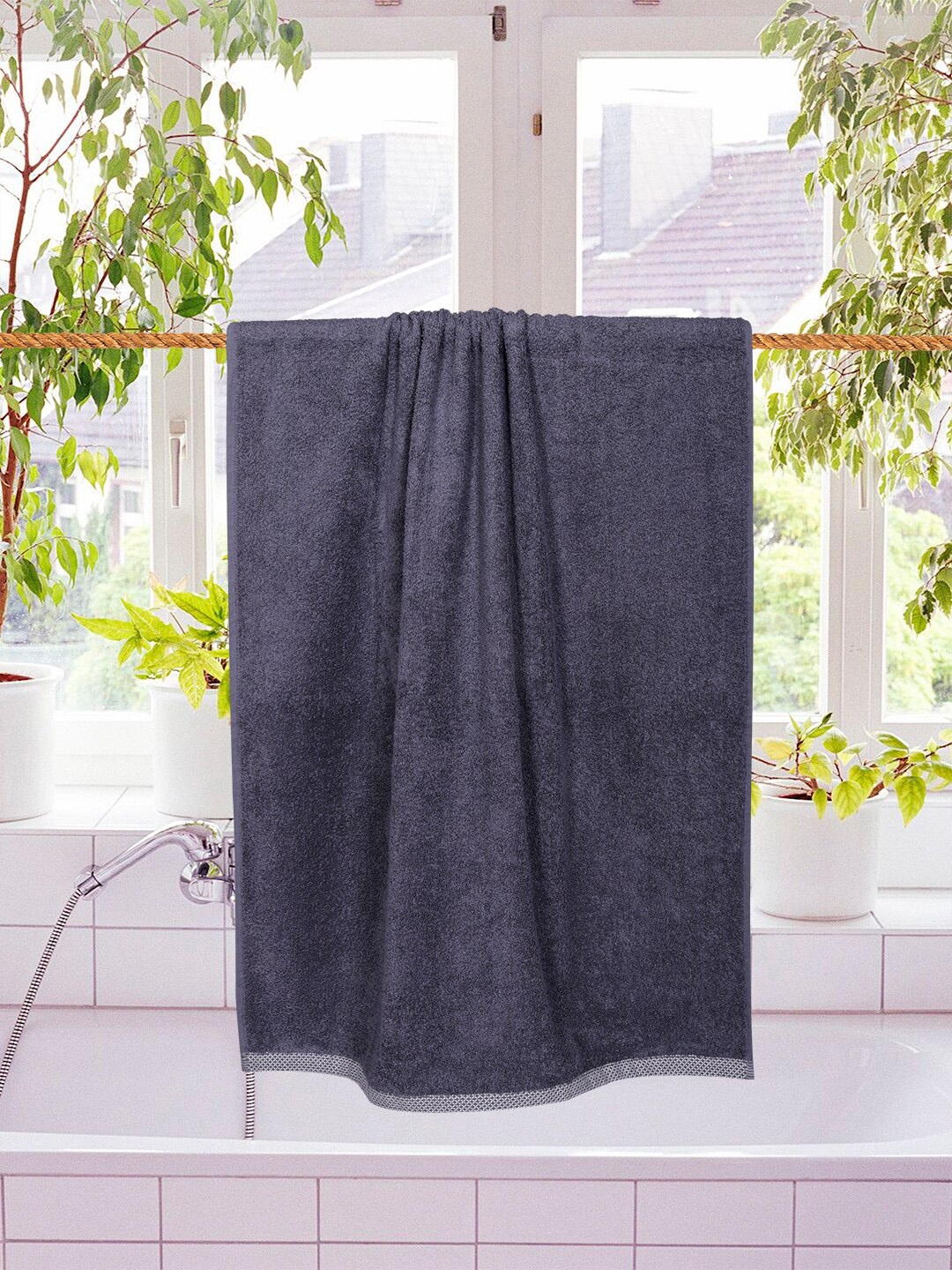 

RANGOLI Dark Grey Solid 600 GSM Organic Bamboo Bath Towel