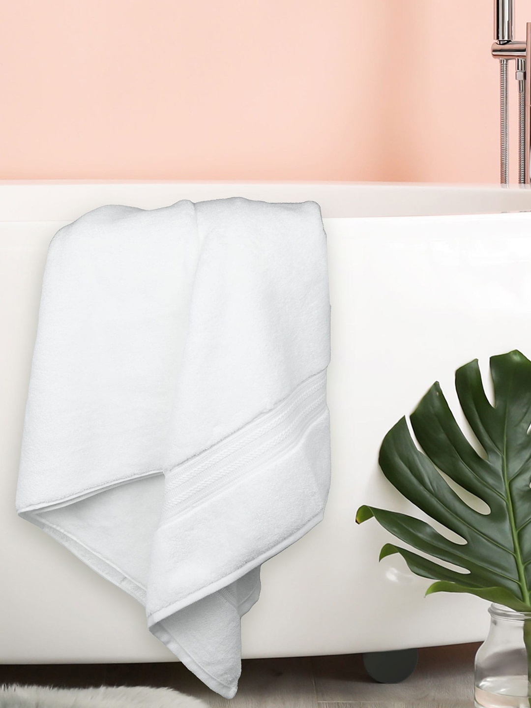 

Trident White Solid 600 GSM Cotton Bath Towel