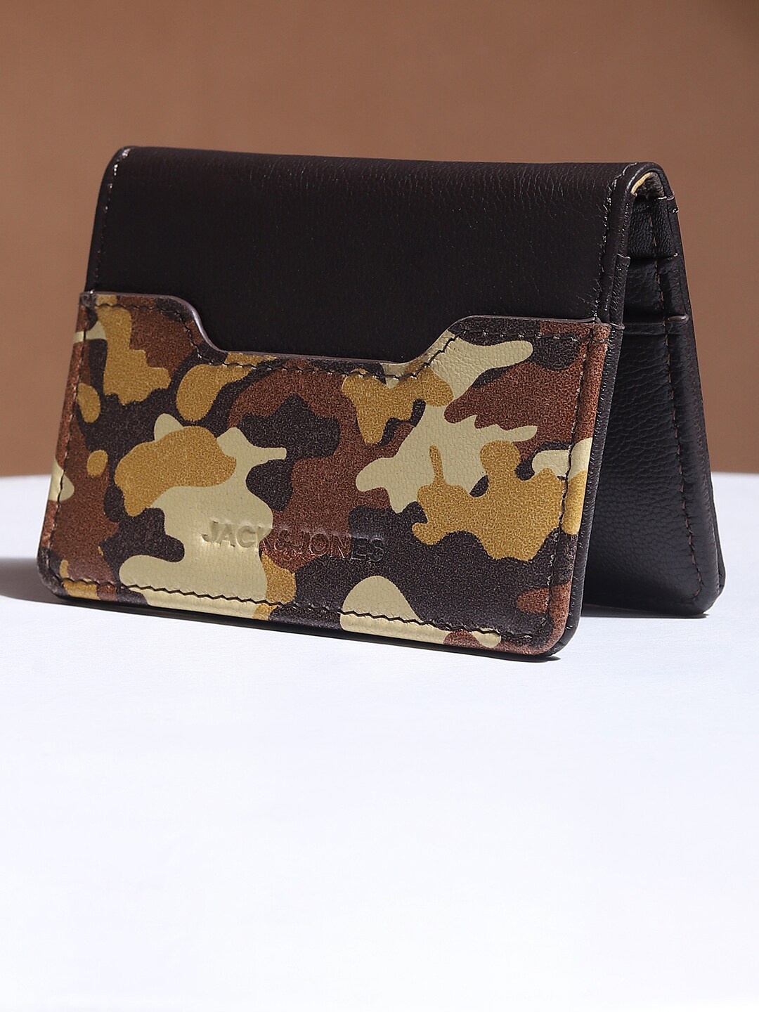 

Jack & Jones Men Brown & Cream-Coloured Camouflage Printed Leather Card Holder