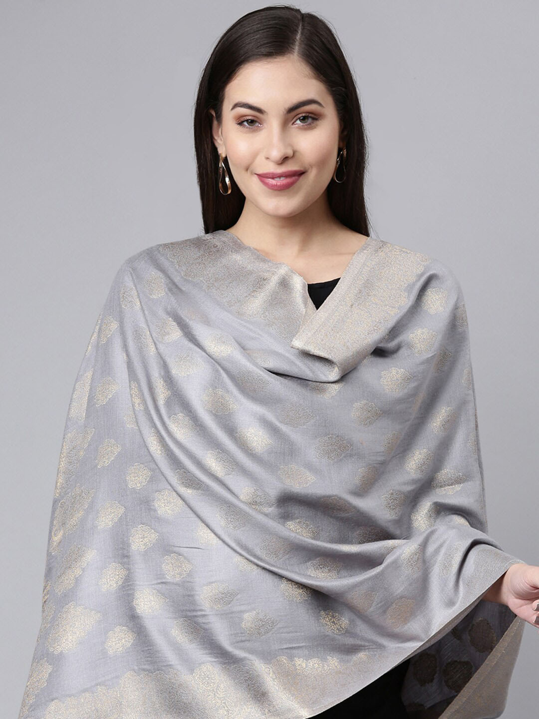 

Pashmoda Women Grey Woven Design Shawl