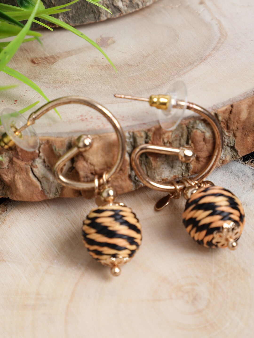 

Madame Women Rose Gold & Black Contemporary Half Hoop Earrings