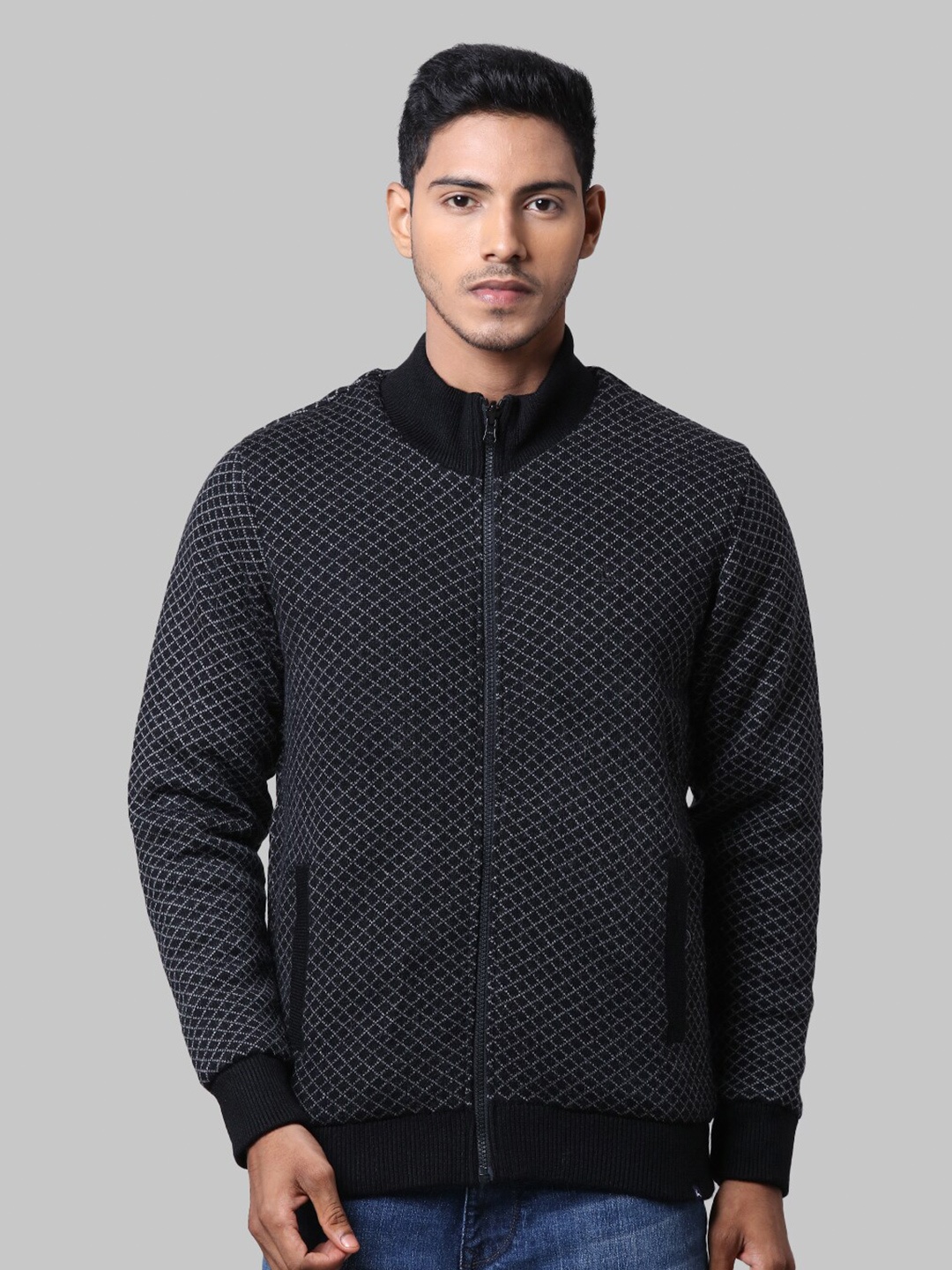 

Parx Men Black & White Checked Cardigan