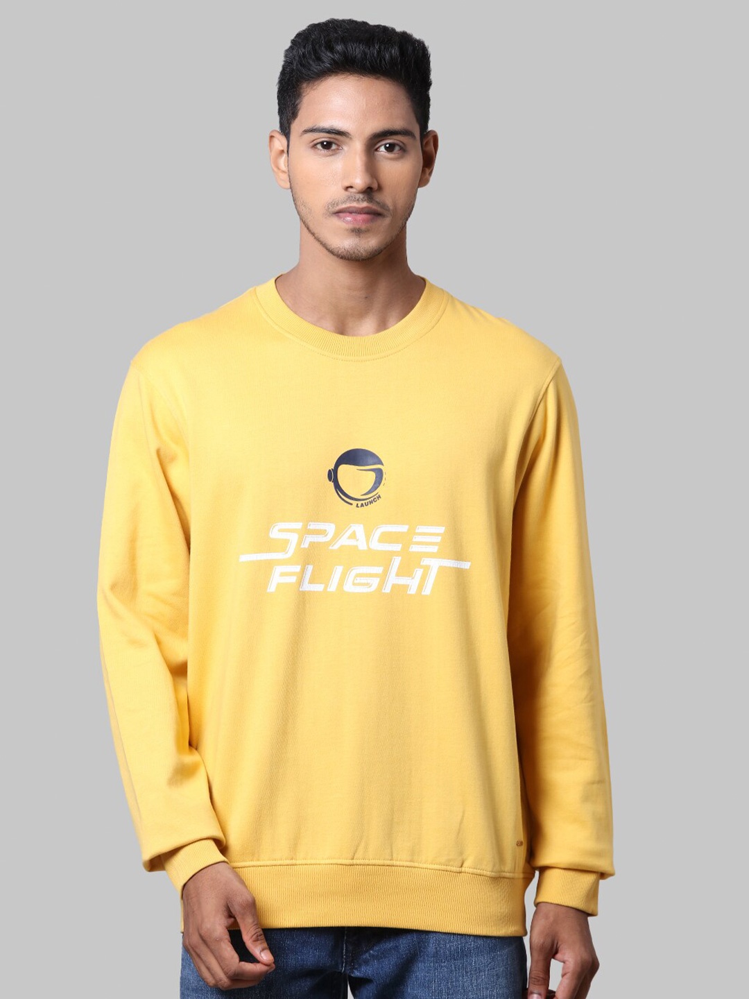 

Parx Men Yellow Printed Sweatshirt