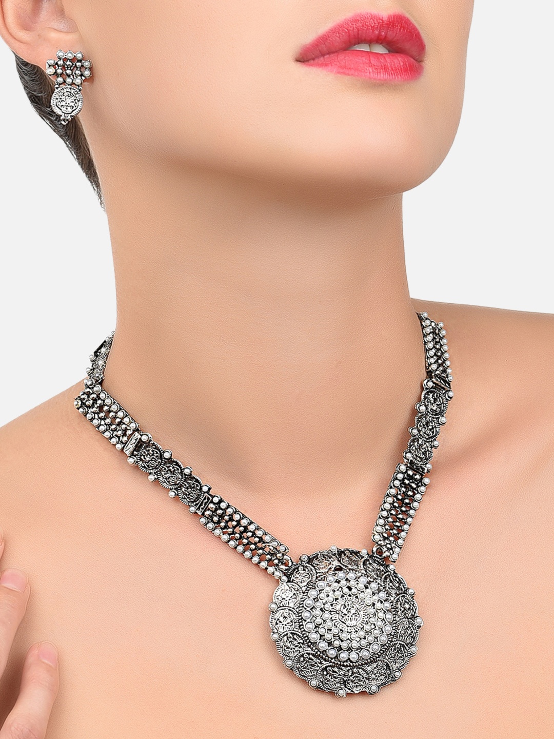 

Zaveri Pearls Oxidised Silver-Toned Goddess Lakshmi-Textured Jewellery Set