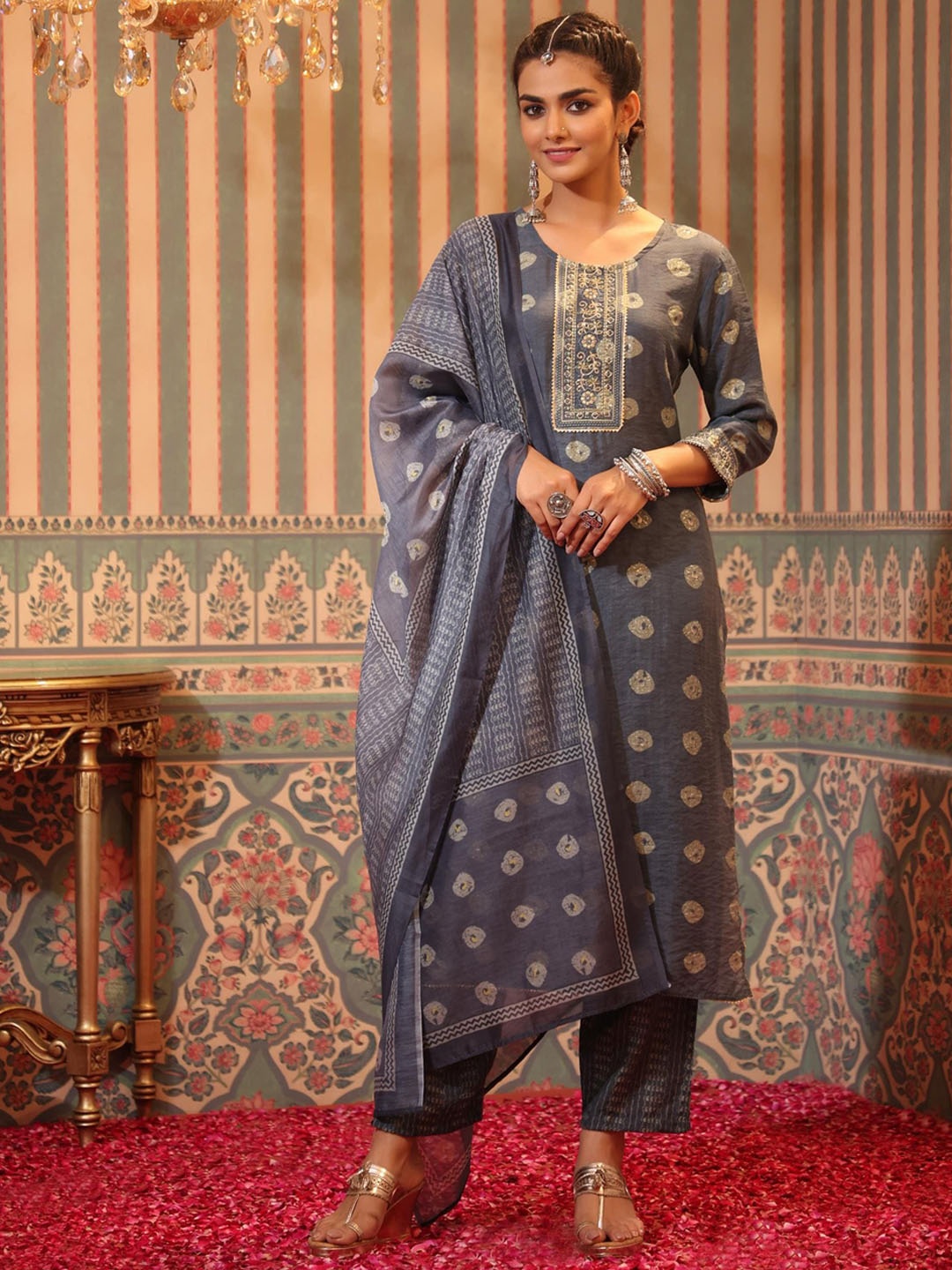 

SCAKHI Women Grey Embroidered High Slit Gotta Patti Chanderi Silk Kurta with Trousers & With Dupatta