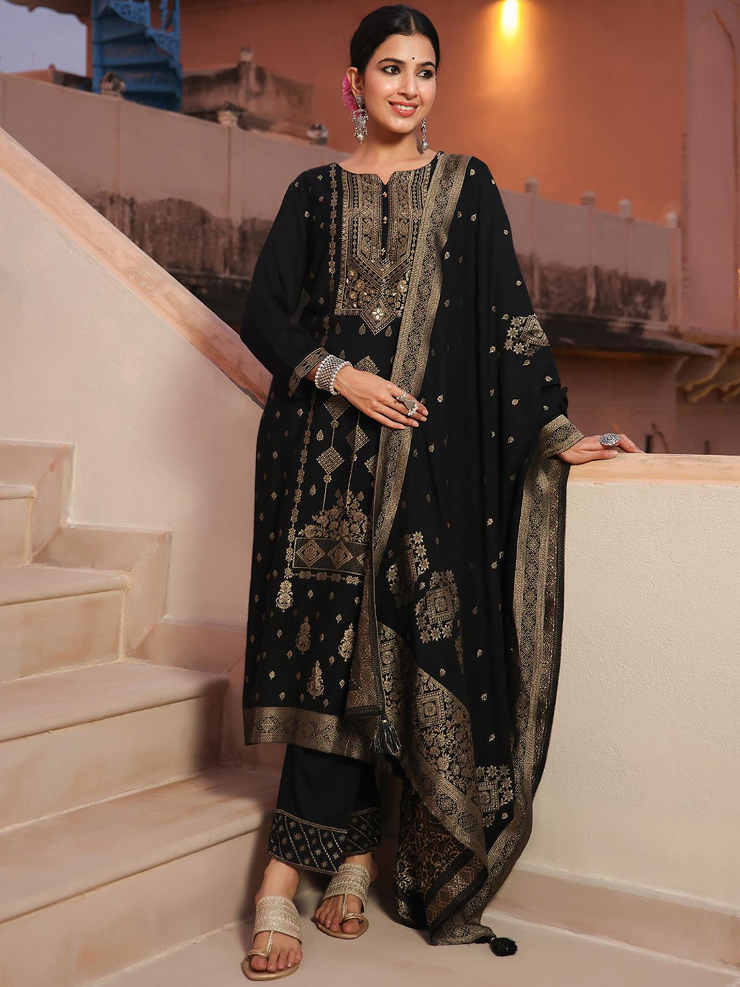 

SCAKHI Women Black Ethnic Motifs Pure Wool Kurta with Palazzos & With Dupatta