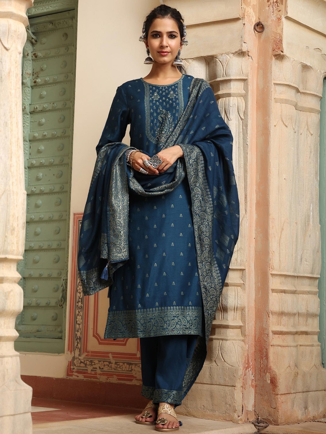 

SCAKHI Women Navy Blue Ethnic Motifs Beads and Stones Pure Wool Kurta with Trousers & With Dupatta