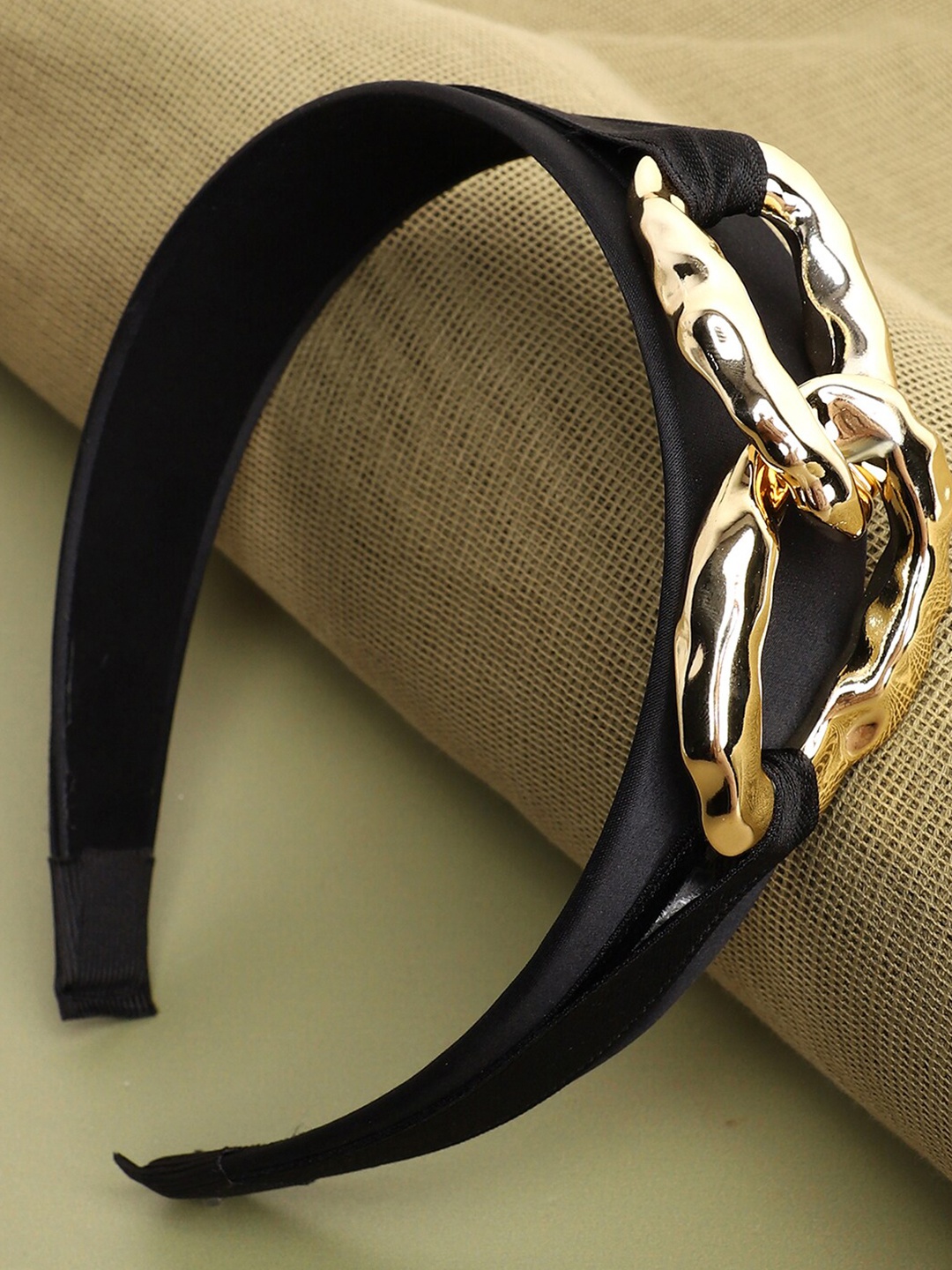 

SOHI Women Black & Gold-Toned Embellished Hairband