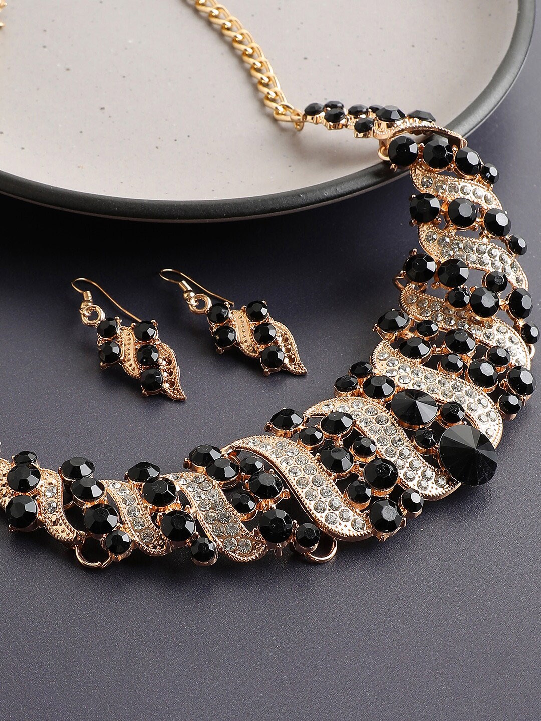 

SOHI Gold Plated White & Black Rhinestones-Studded Choker Jewellery Set
