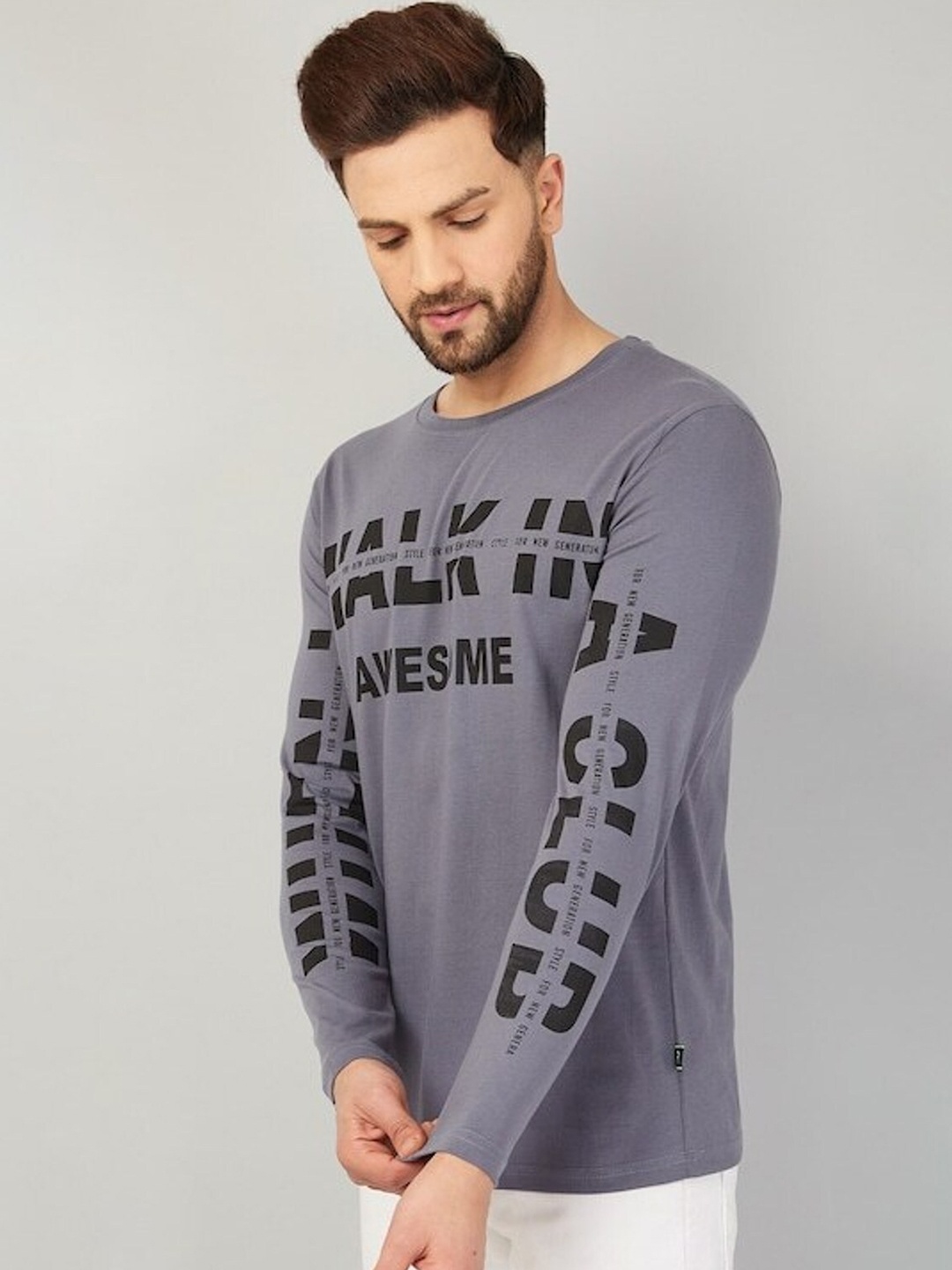 

Rodzen Men Grey Typography Printed Pure Cotton T-shirt