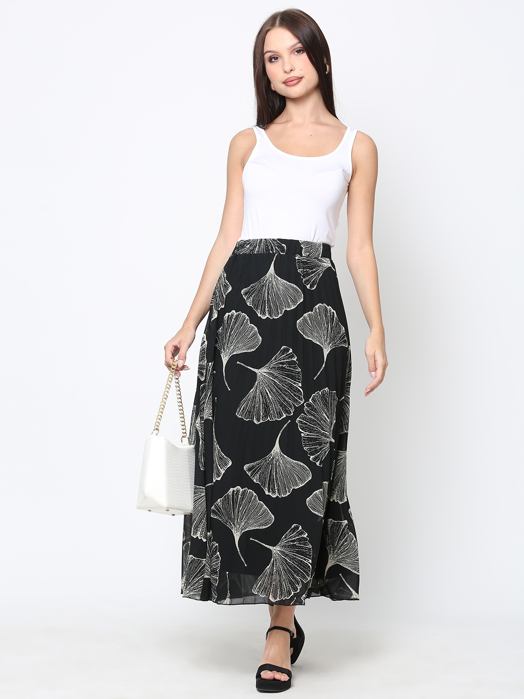 

DRIRO Feather Print Pleated A-Line Skirt, Black