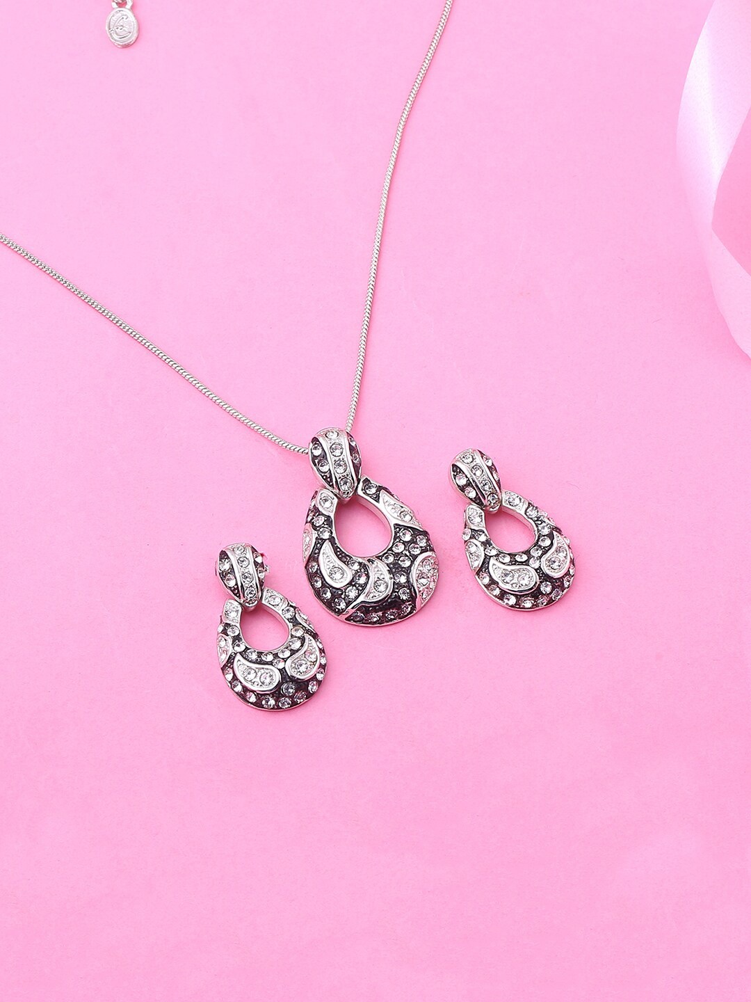 

Estele Rhodium-Plated Silver-Toned White Crystal Studded Jewellery Set