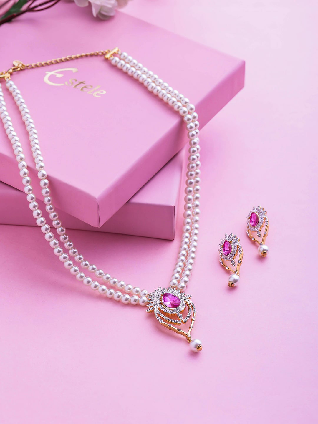 

Estele Gold-Plated White & Pink Pearls-Studded & Beaded Jewellery Set