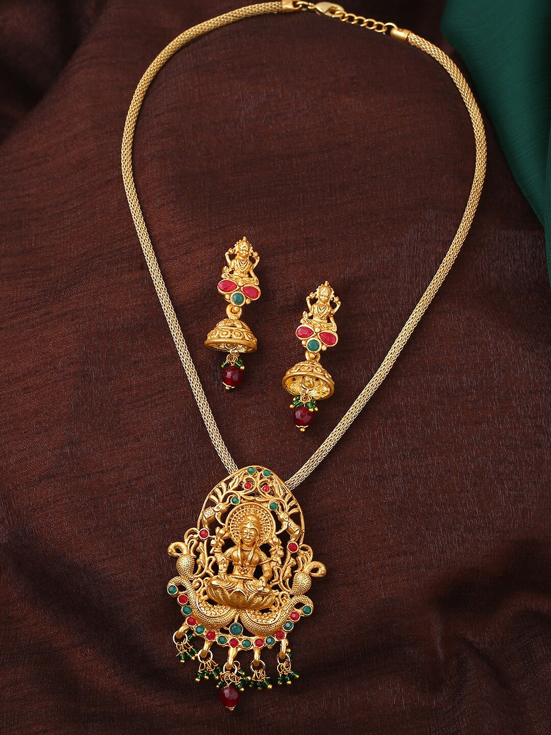 

Estele Gold-Plated Gold-Toned Stone Studded & Beaded Temple Jewellery Set