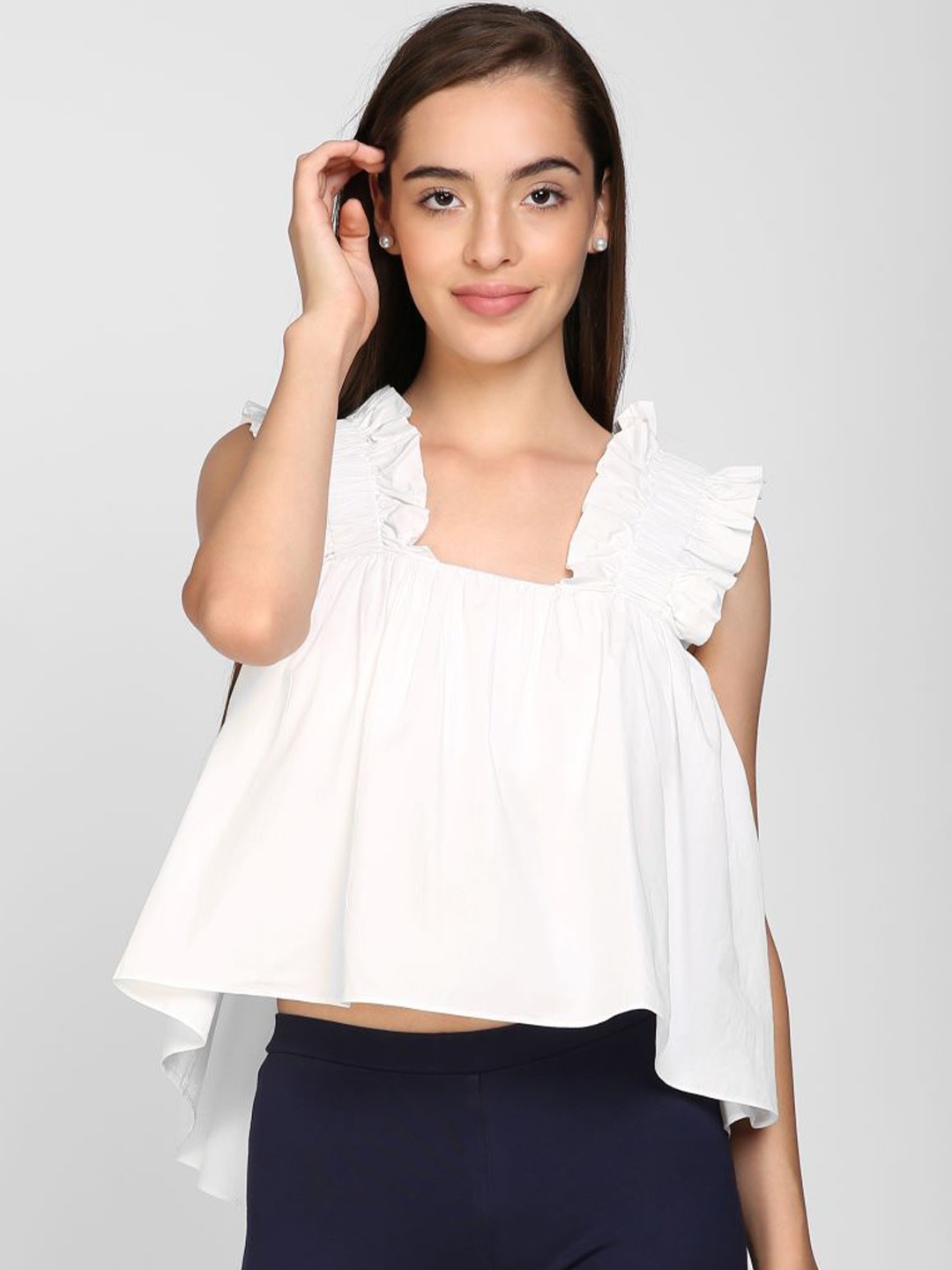 

I Love She White Ruffles High-Low Crop Top