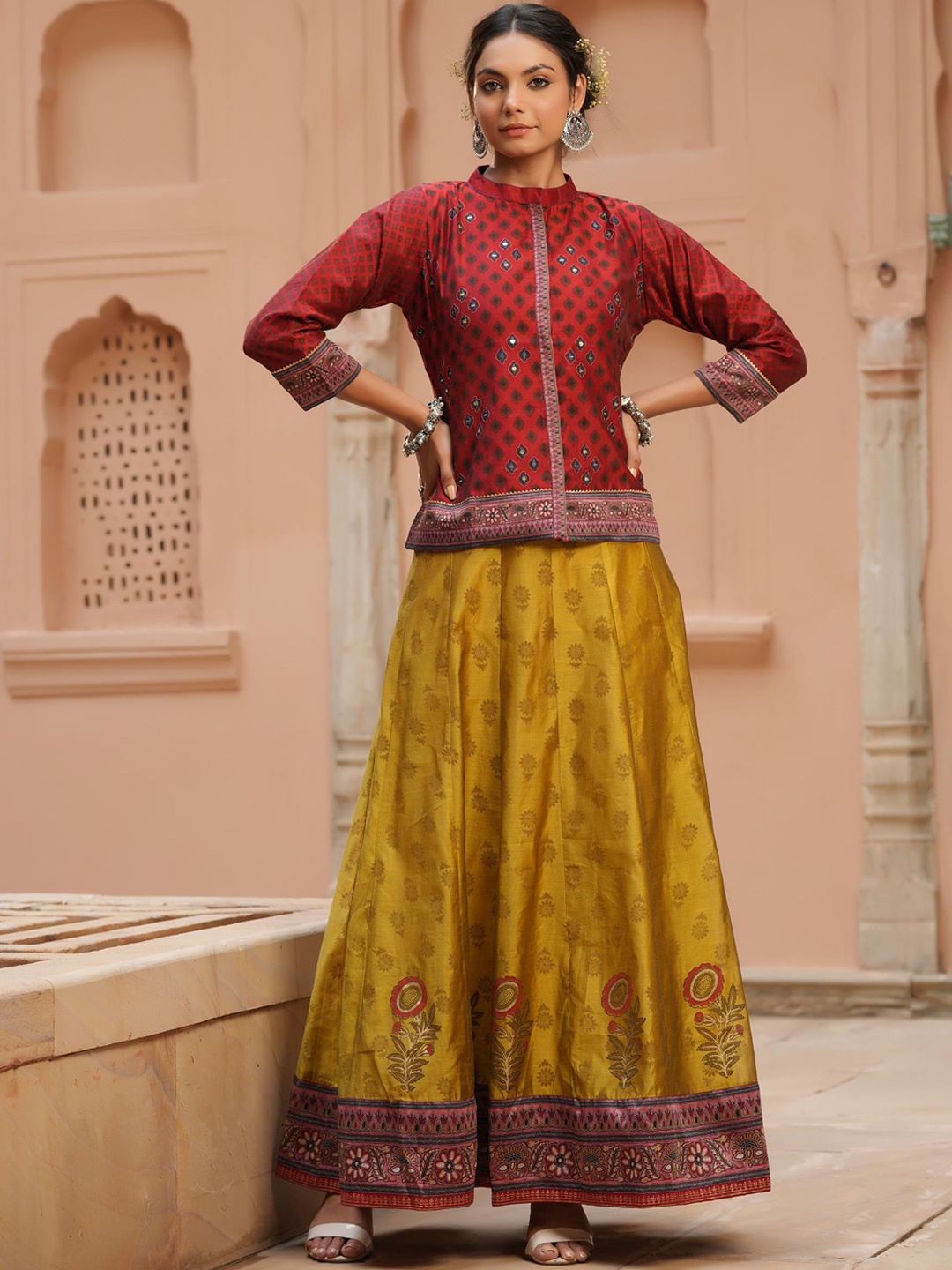 

SCAKHI Maroon Ethnic Motifs Printed Gotta Patti Pure Silk Kurti