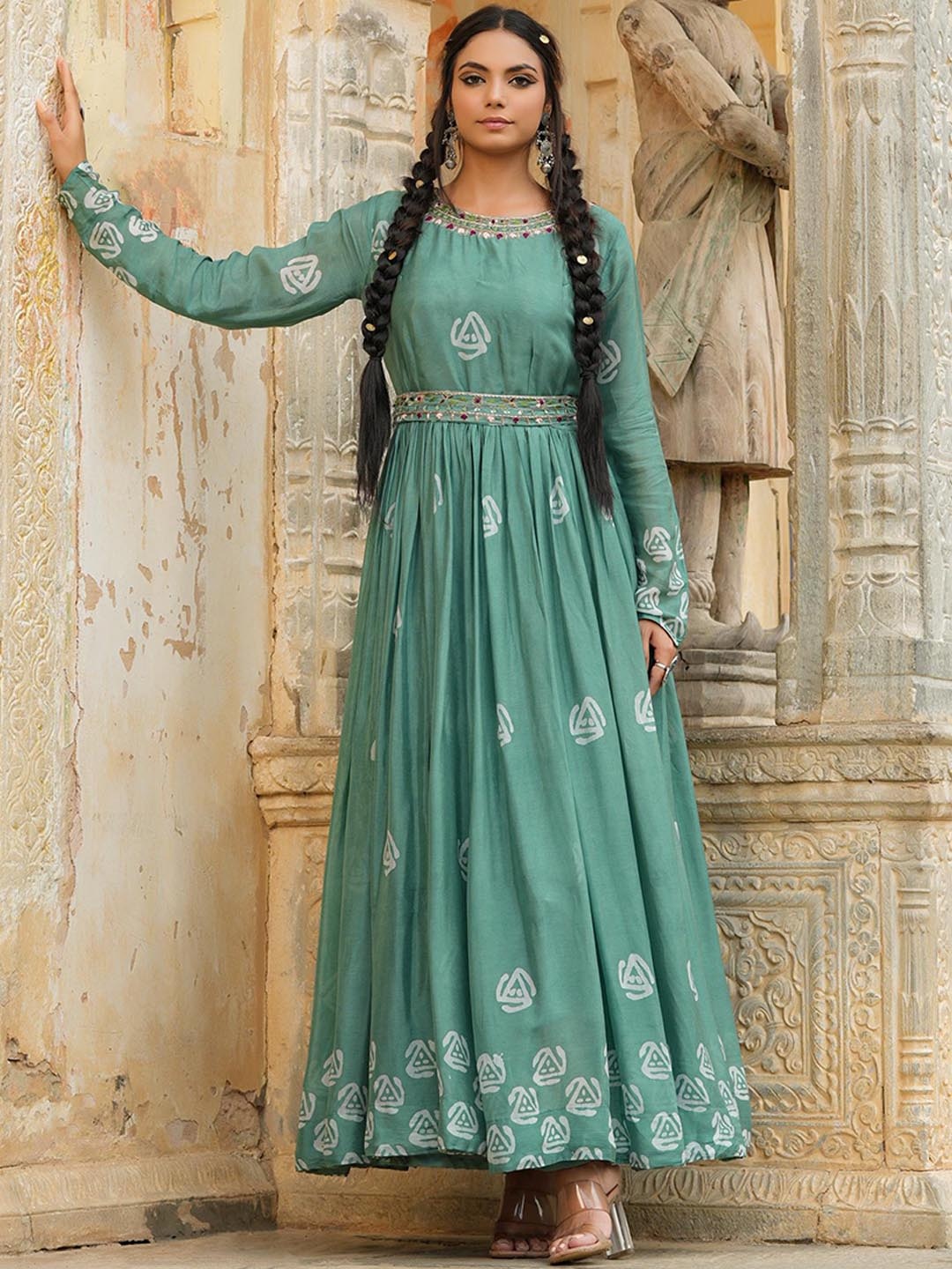 

SCAKHI Women Sea Green Ethnic Motifs Printed Block Print Anarkali Kurta