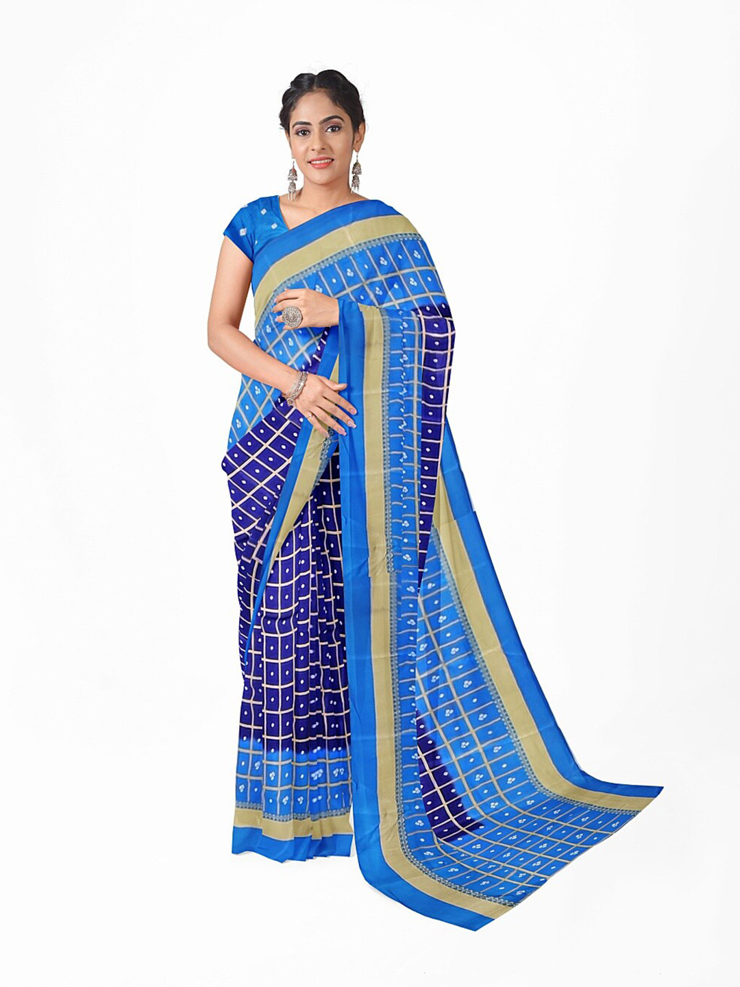 

Silk Bazar Navy Blue & White Bandhani Silk Blend Bandhani Saree