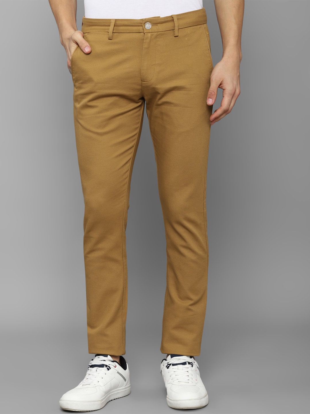 

Allen Solly Men Khaki Slim Fit Trousers