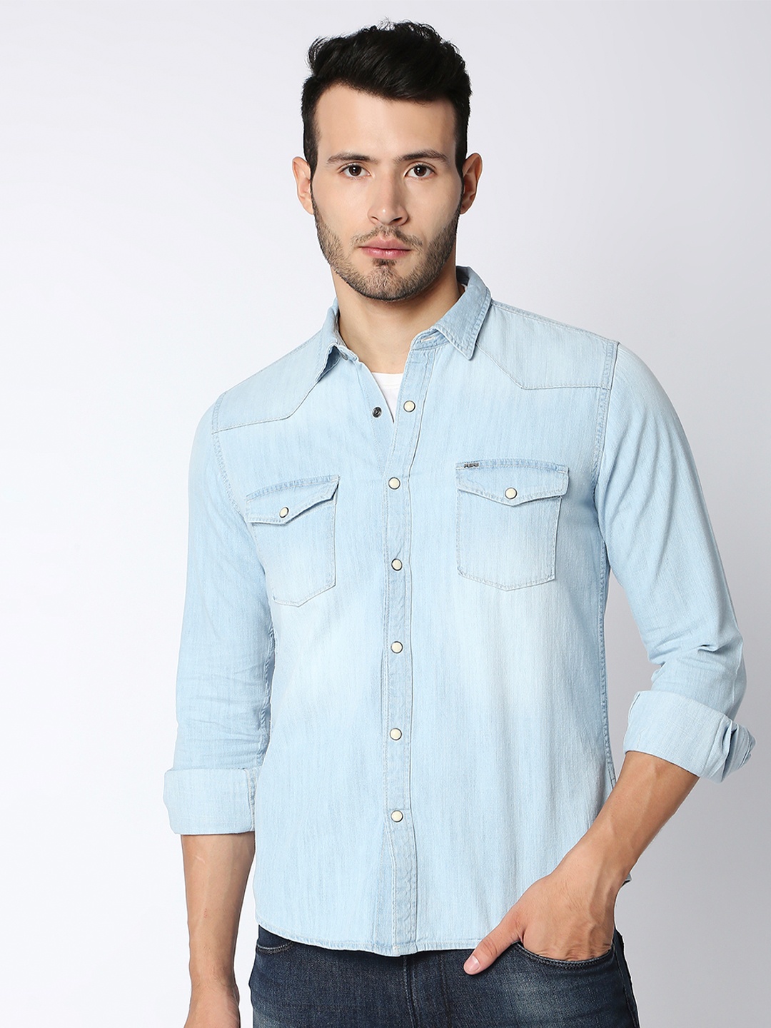 

Pepe Jeans Men Blue Faded Casual Shirt