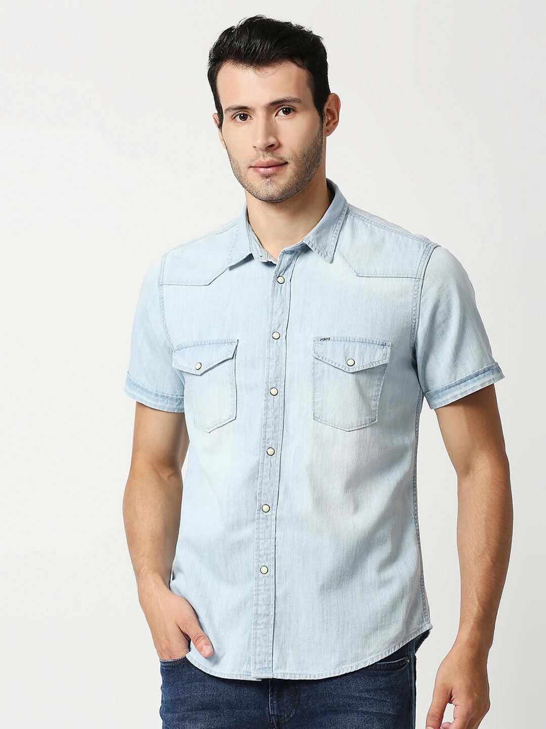 

Pepe Jeans Men Blue Faded Denim Casual Shirt