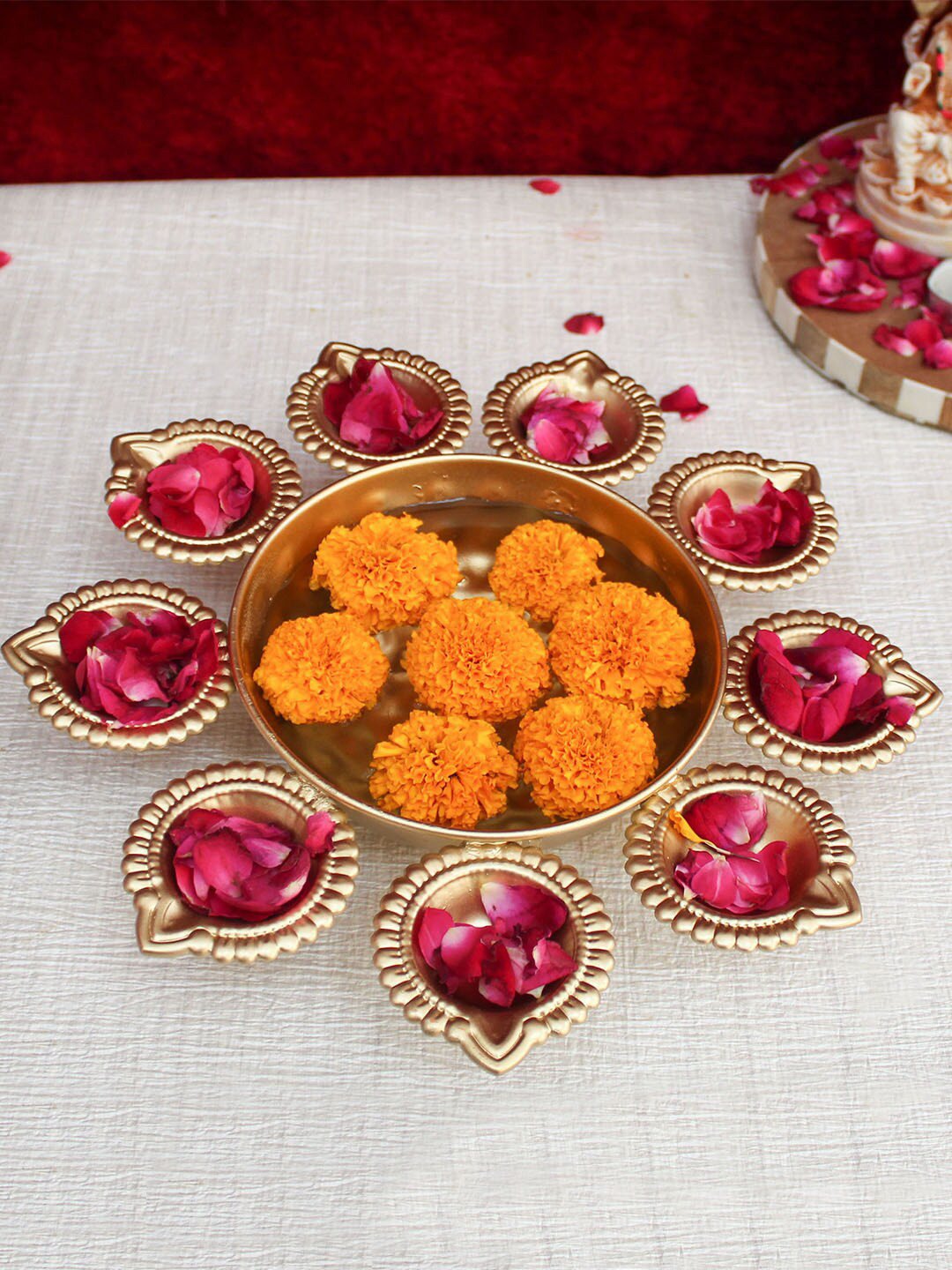 

TIED RIBBONS Gold-Toned Solid Urli Decorative Bowls