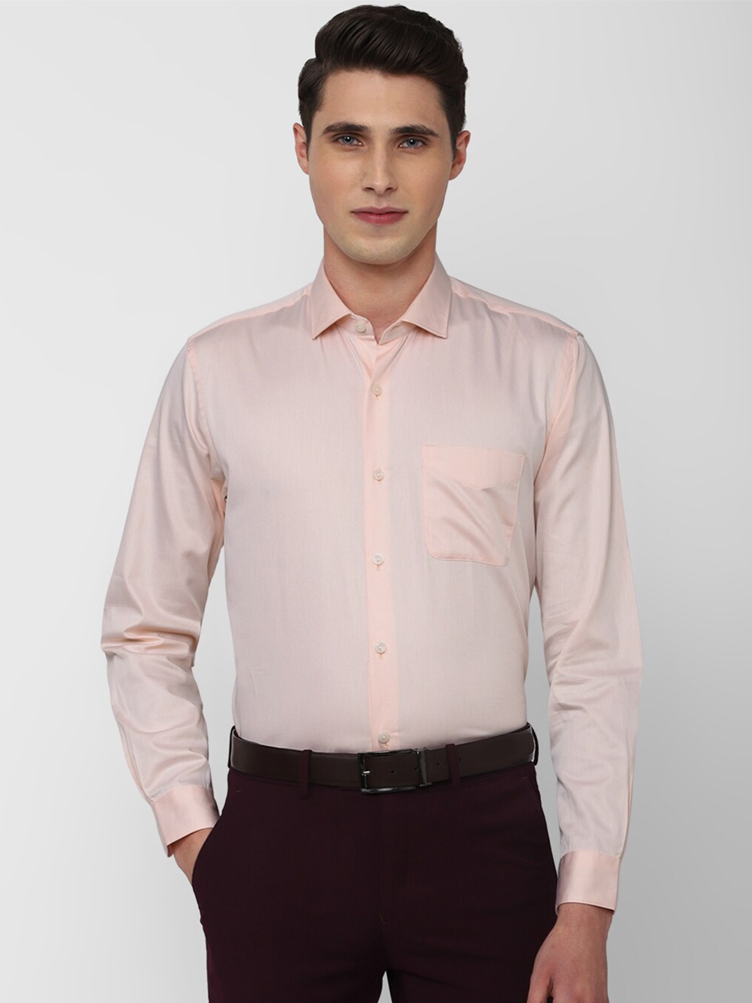 

Peter England Elite Men Peach-Coloured Formal Shirt