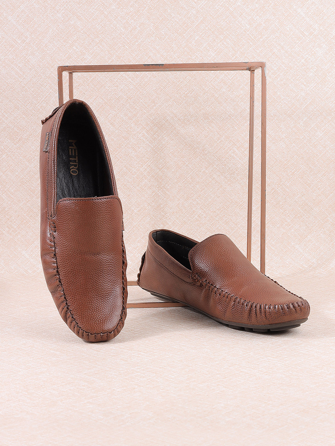 

Metro Men Tan Leather Loafers