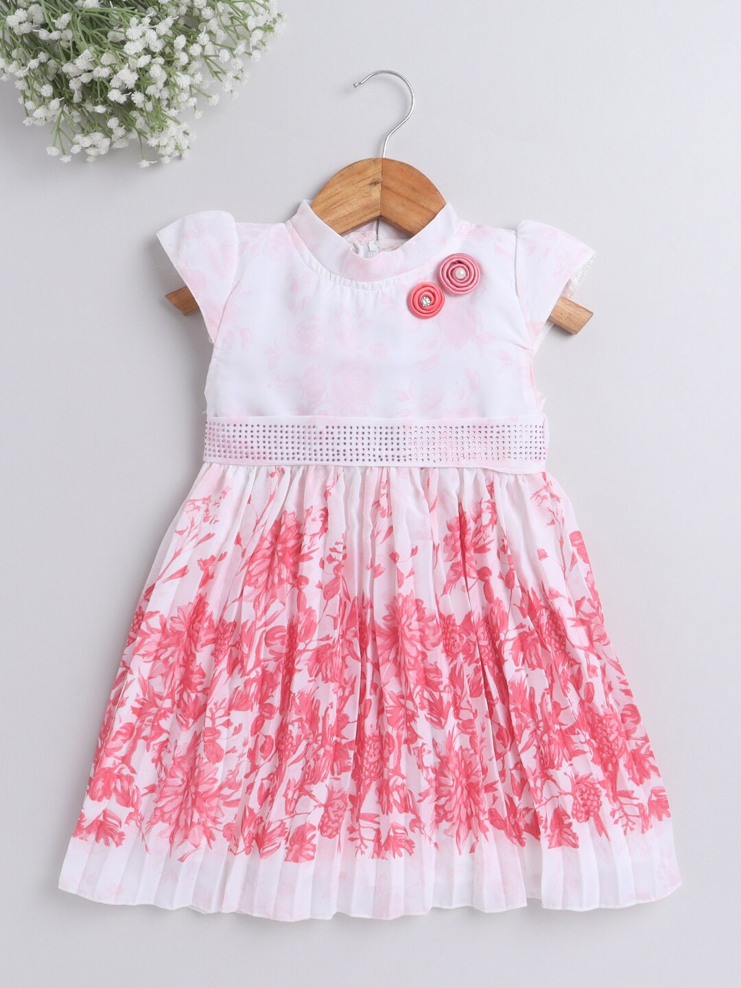 

The Magic Wand Girls White & Peach-Coloured Floral Dress