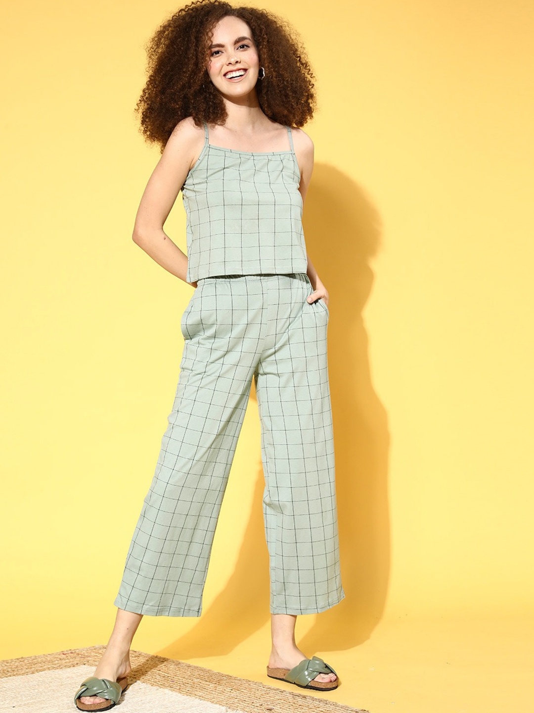 

Kanvin Women Green & Black Checked Pure Cotton Night Suit