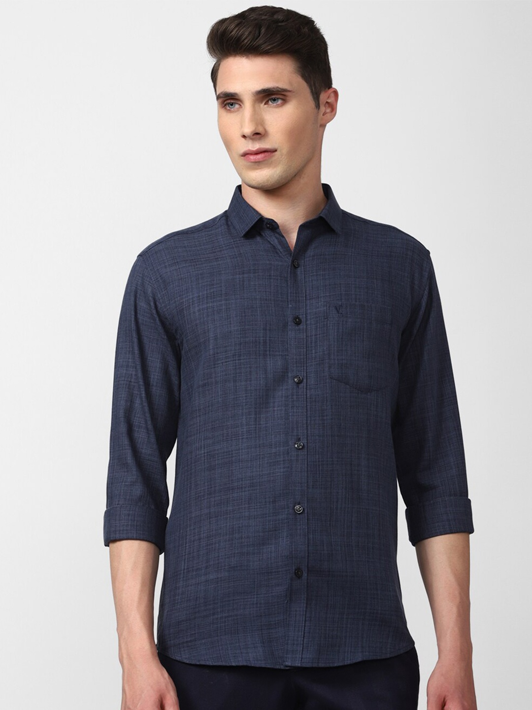 

V Dot Men Navy Blue Slim Fit Casual Shirt