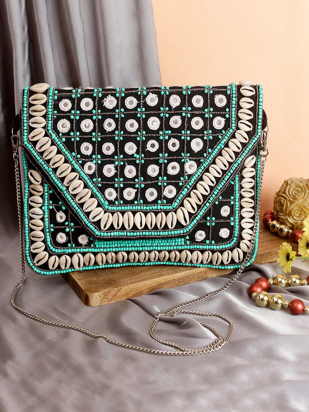 

Swisni Green & White Embroidered Envelope Clutch