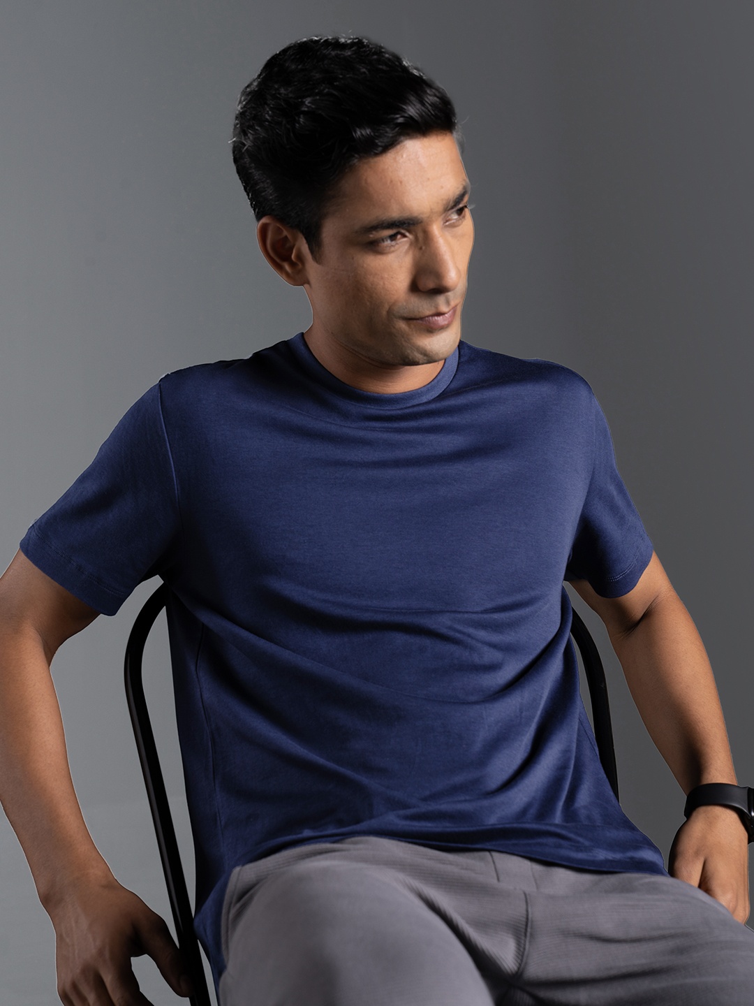 

DaMENSCH Men Solid Premium Cotton Regular Fit T-Shirt, Navy blue
