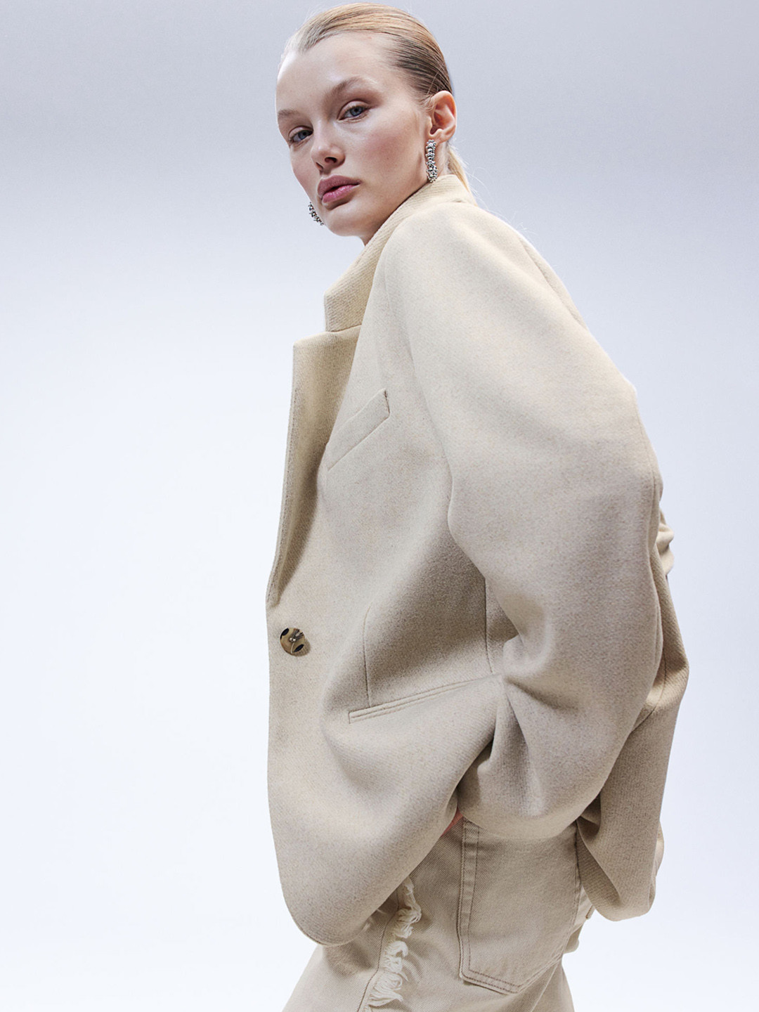 

H&M Women Beige Single-breasted blazer